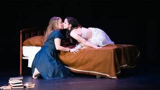 Pareja l&eacute;sbica de Una Llum t&iacute;mida