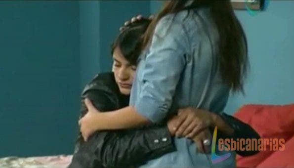 Las Aparicio 1x04-05 Mariana y Julia Las Aparicio