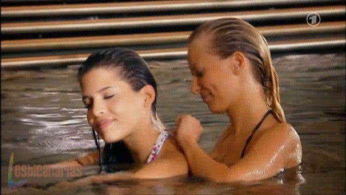 Miriam y Rebecca 1x03