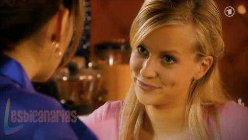 Miriam y Rebecca 1x11