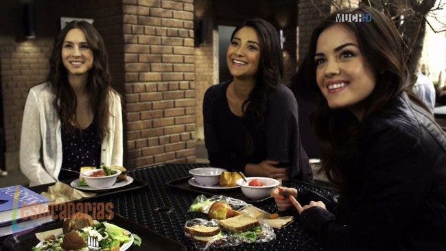 Pretty Little Liars 2x11-03