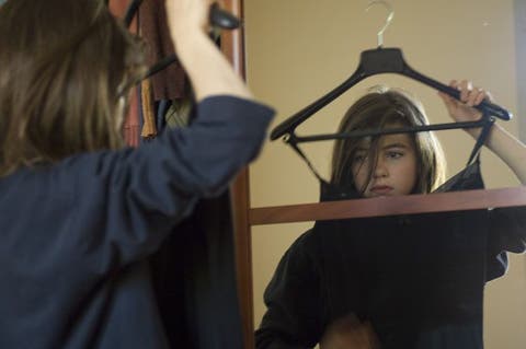 La robe du soir nuestra opini&oacute;n sobre la pel&iacute;cula l&eacute;sbica LesGaiCineMad