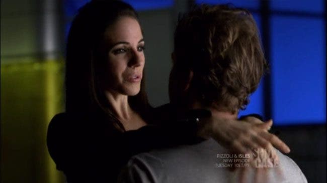 Lost Girl 2x15-02