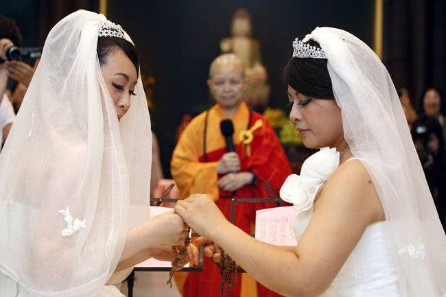 Se ha celebrado el primer matrimonio lésbico budista