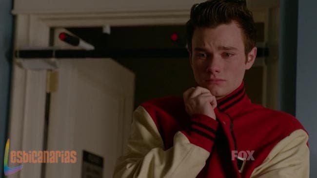 Kurt llorando la muerte de Finn
