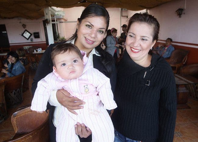 Zaira y Martha: la primera pareja lésbica en casarse en Guadalajara