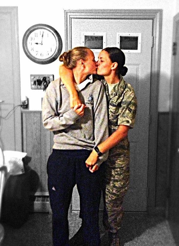 militar lesbiana