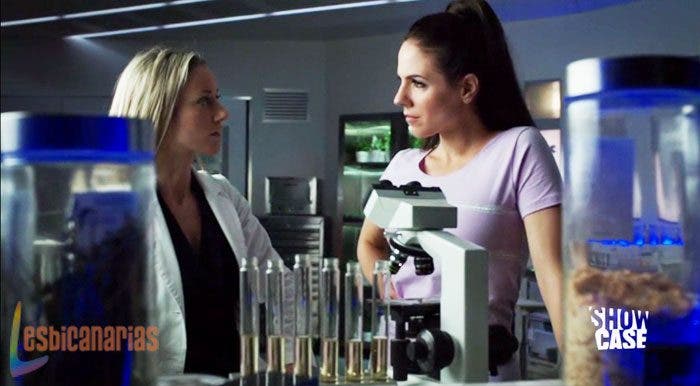 Bo y Lauren en el laboratorio