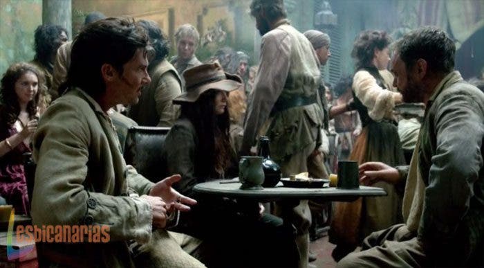 Calico y Anne en Black Sails