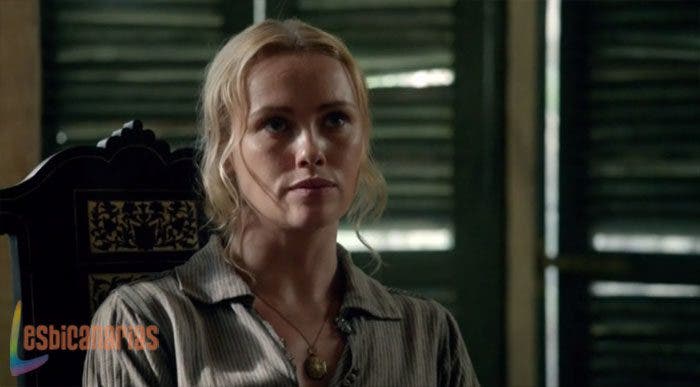 Eleanor hablando con su padre