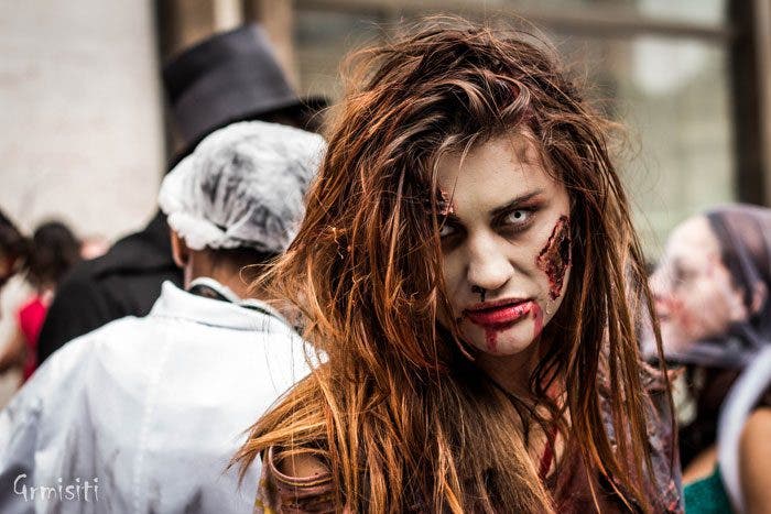 Un pastor homófobo cree que terminaremos como zombies lesbianas