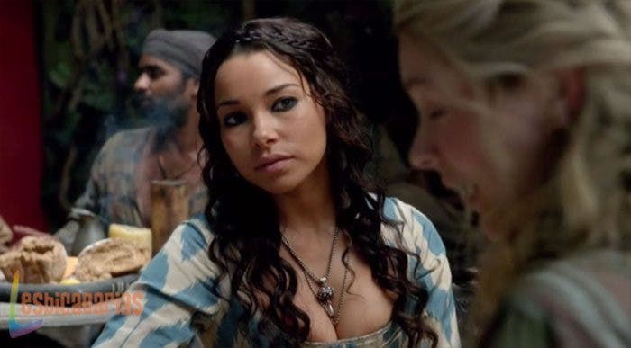 Max-hablando-con-Charlotte