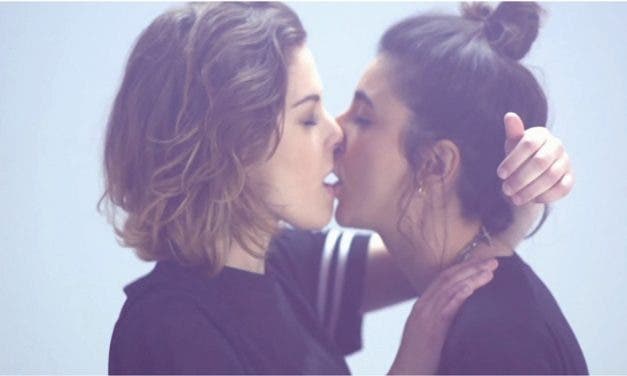 8 besos lesbicanarios que debes intentar