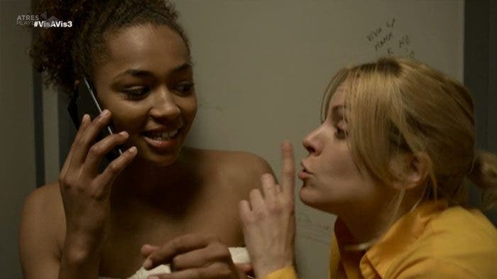 Maca y Rizos en Vis a Vis