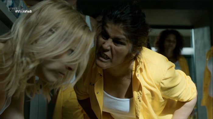 Antonia-ataca-a-Maca