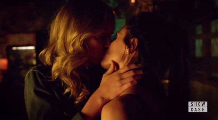 Bo-y-Tamsin-besándose