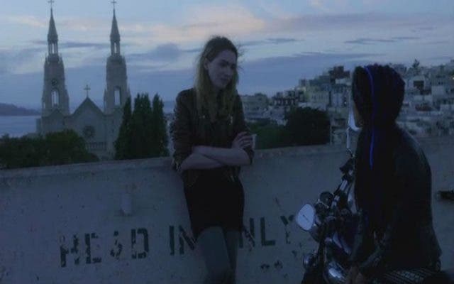 "Mirad cómo mola mi novia en su moto"