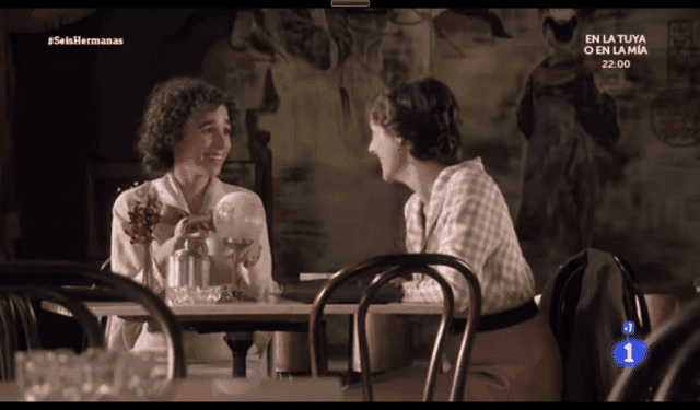 celia y aurora riendo