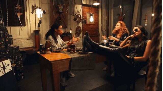 carmilla pasando perry y mel