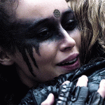 Lexa abrazando a Clarke