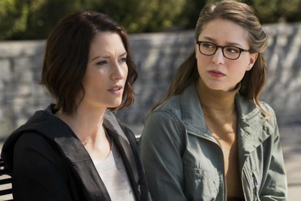 Supergirl: Resumen del episodio 2x06 – Changing • Lesbicanarias