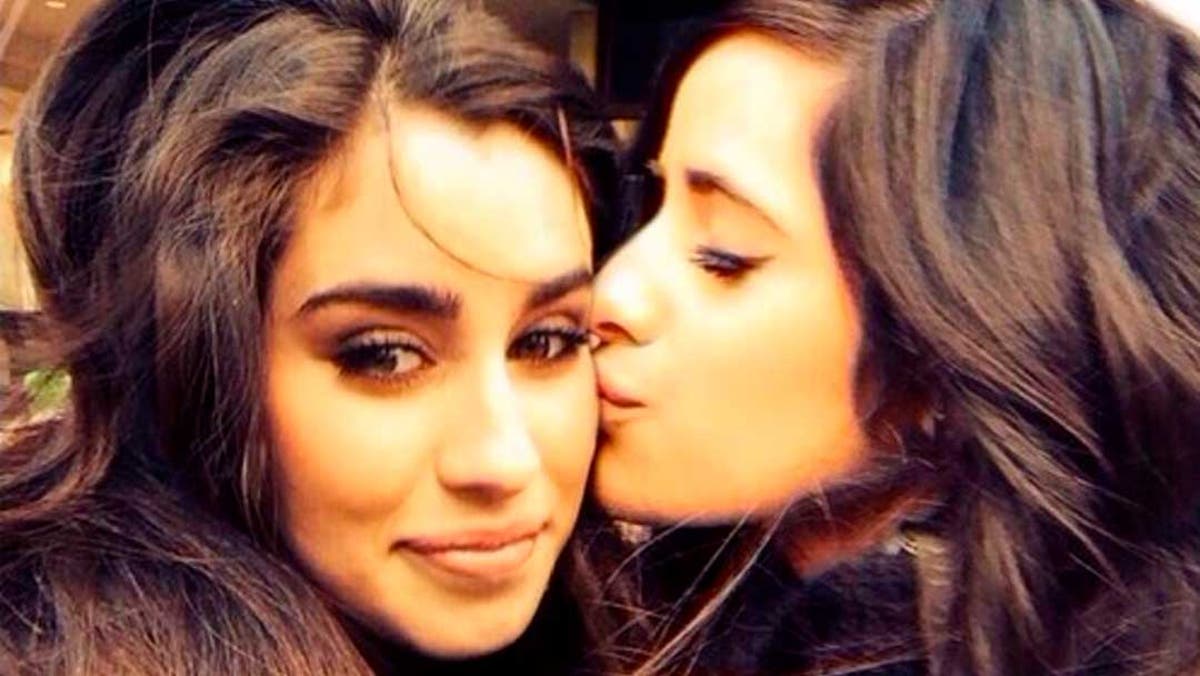 Shippeando Camren: su historia • Lesbicanarias