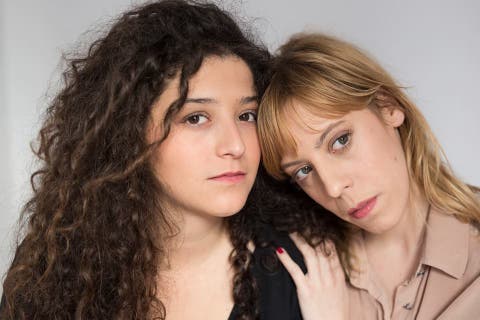 Petra y Carina obra l&eacute;sbica