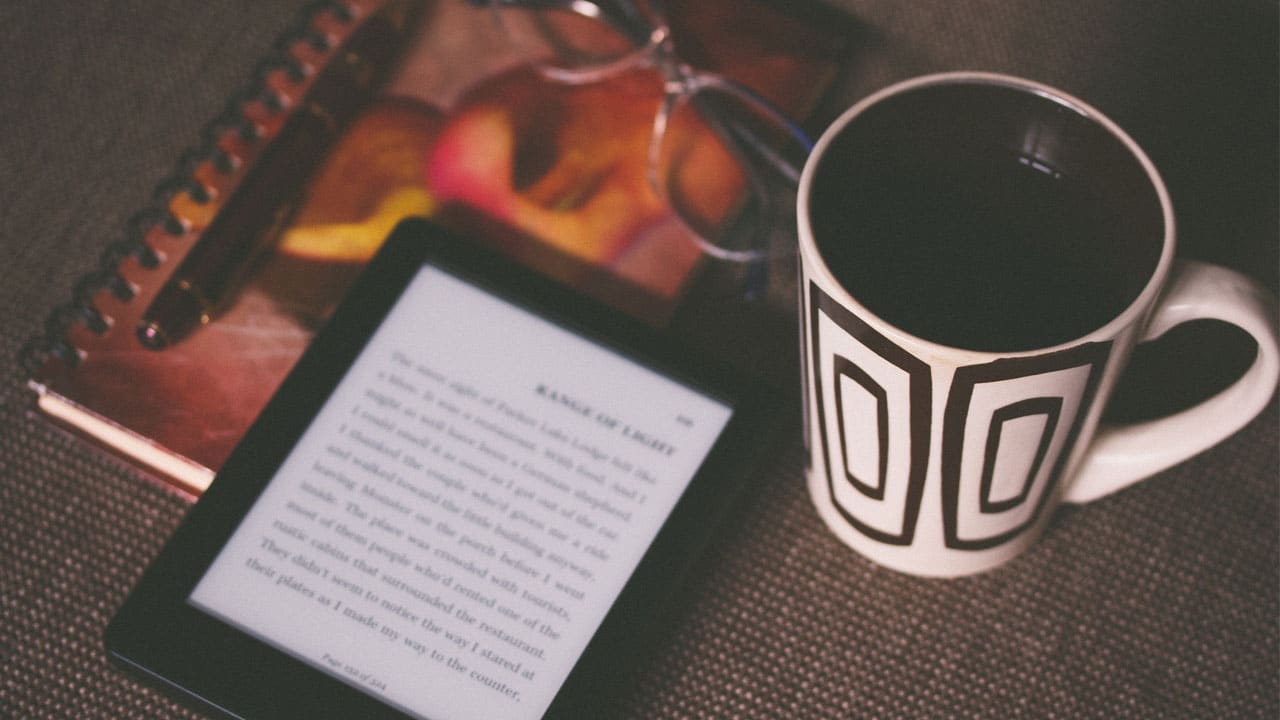 Como leer libros lésbicos gratis y ayudar a sus autoras en el proceso