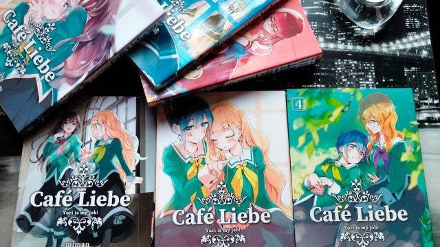 Portadas del manga yuri Cafe Liebe