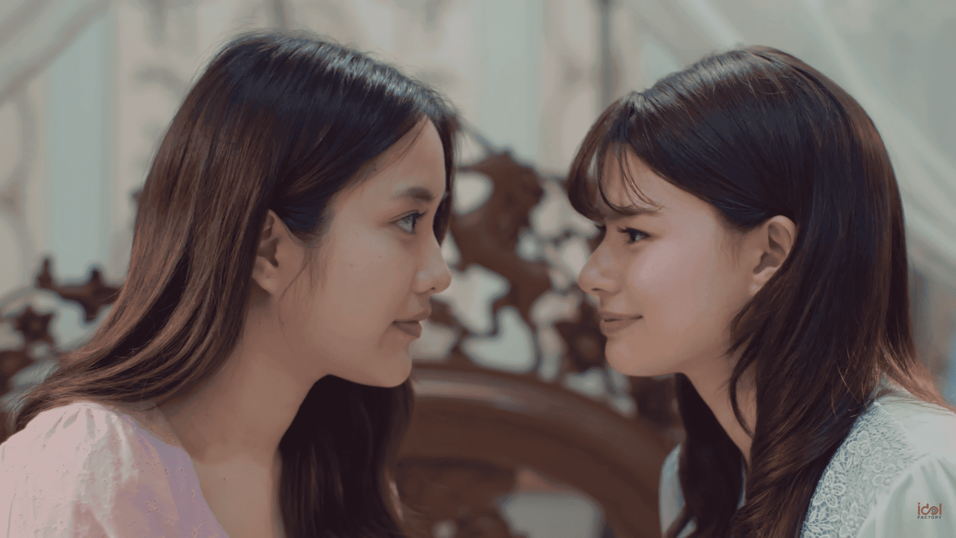 Anin quiere pasar la noche junto a Pin