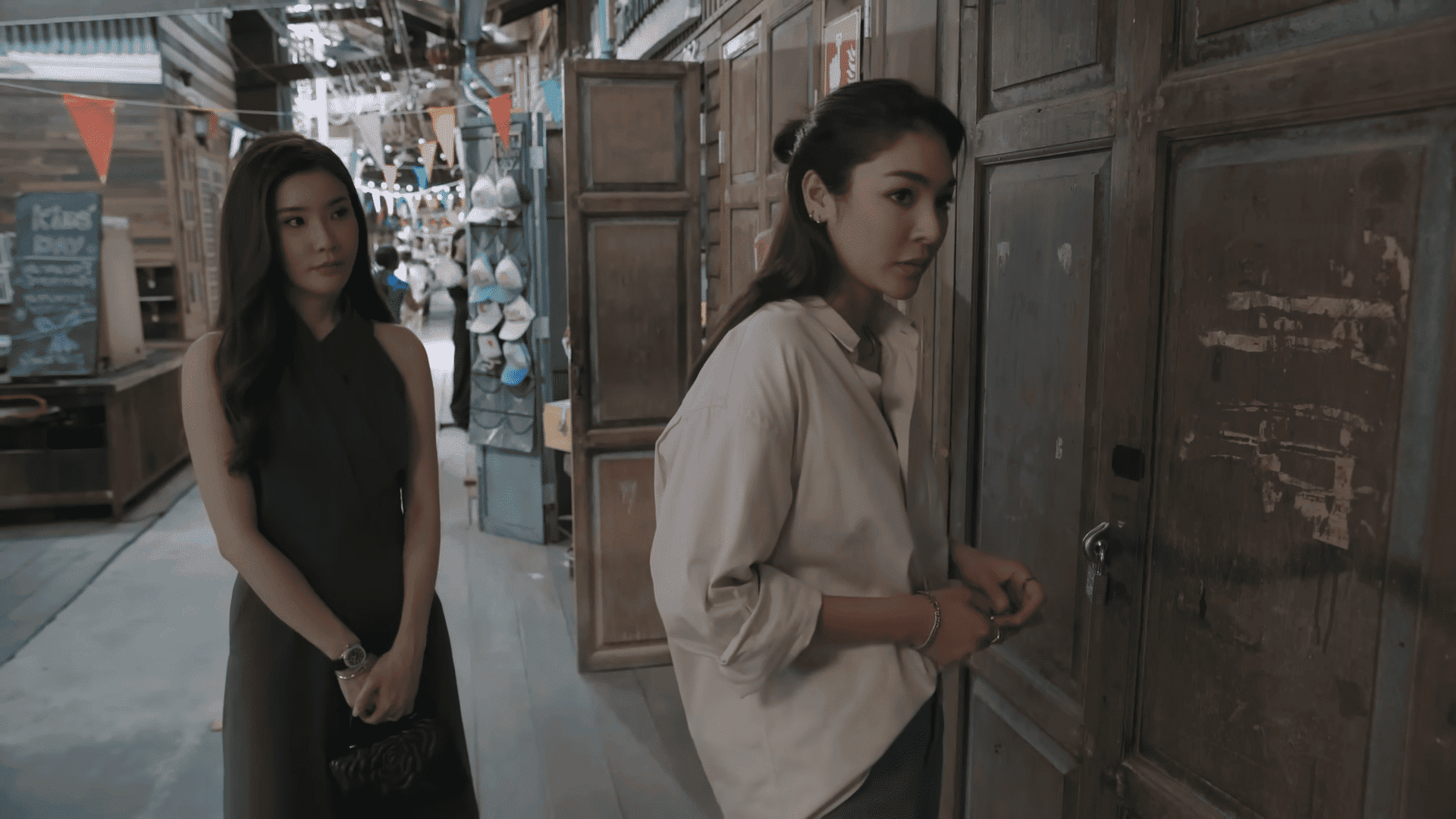 Nueng echa de menos a Anueng