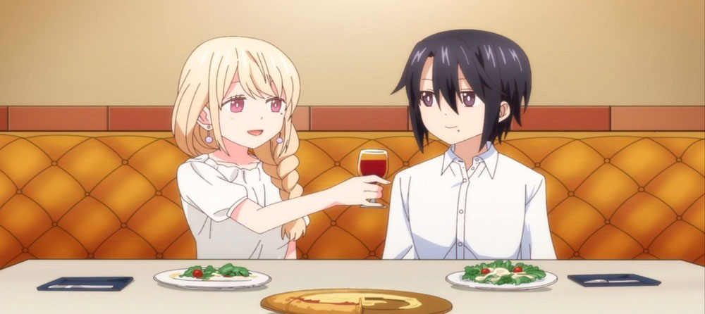 Kuro y Yuriko en el restaurante